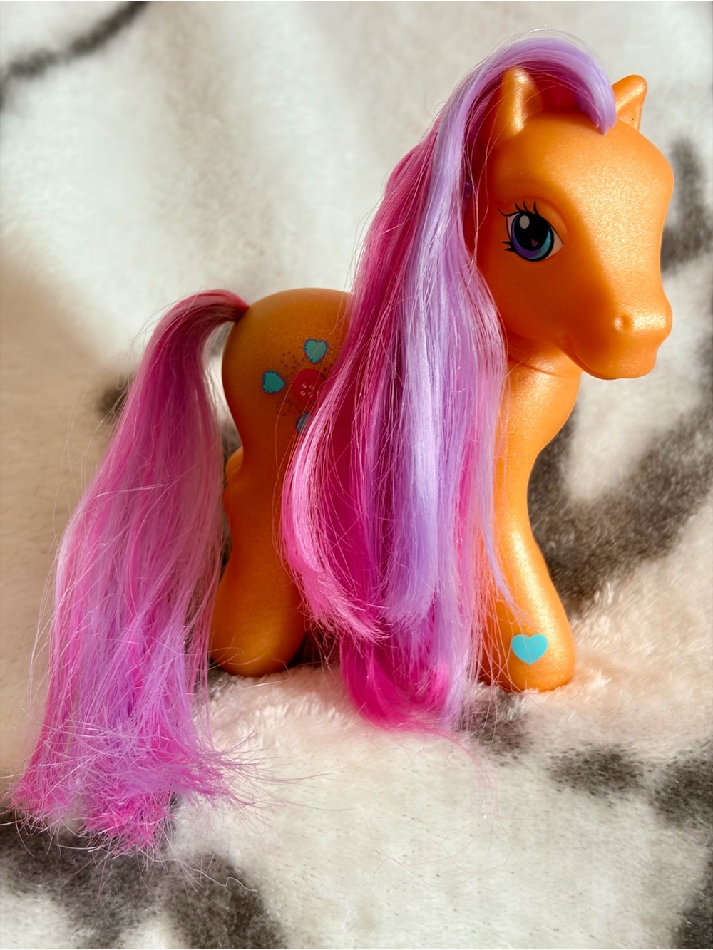 2004 MLP G3 “Sew-and-So” 4.5”Pony - part of the “Rainbow Celebration”Series